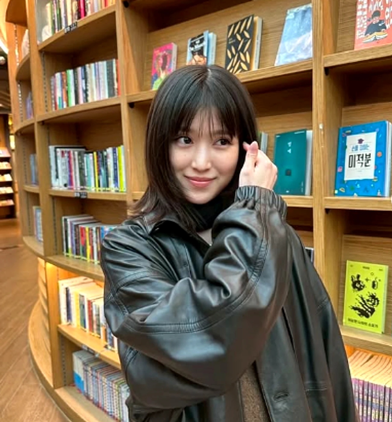 福本莉子の写真